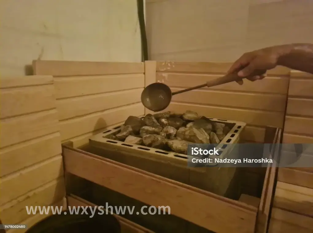 舒缓的背部按摩